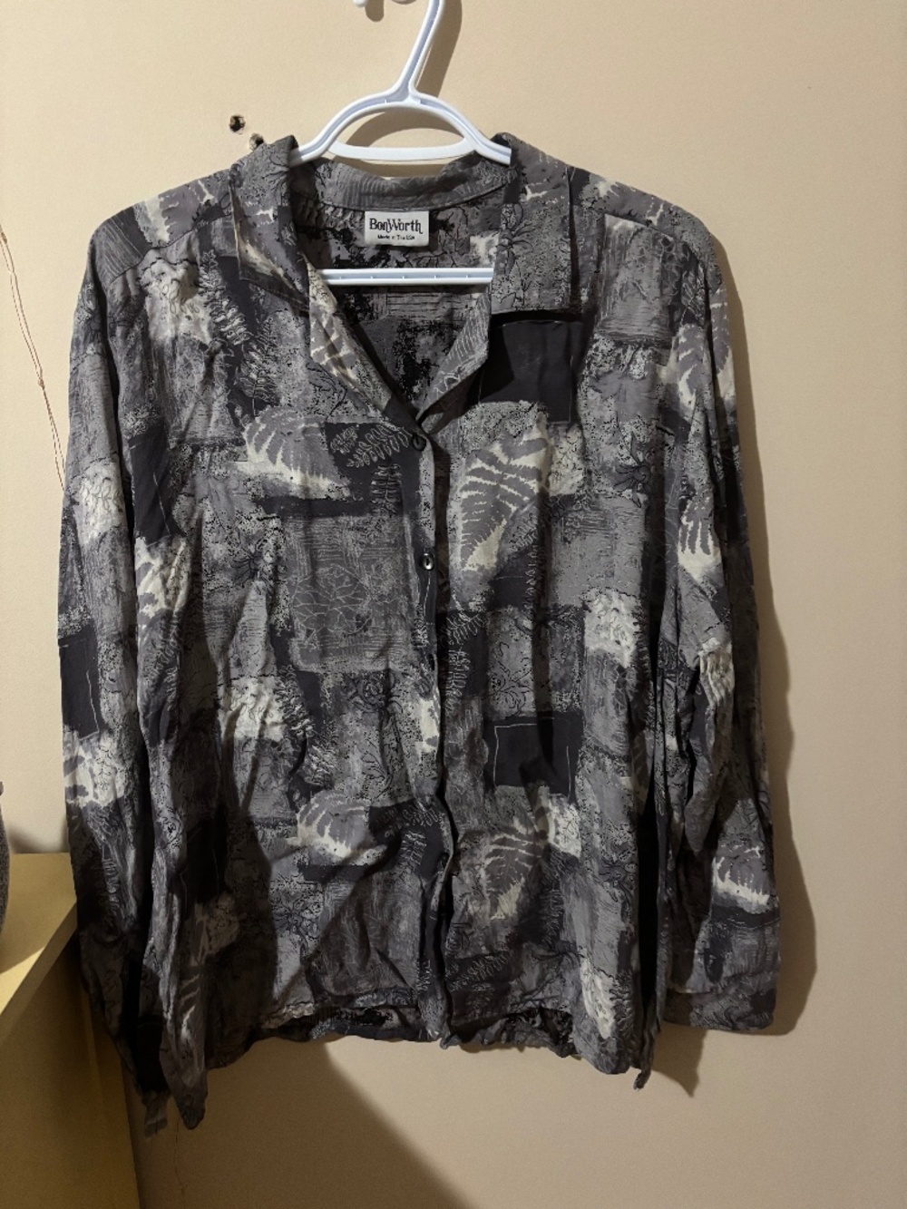 Vintage 90s BonWorth Grey Pattern Button Down Long Sleeve